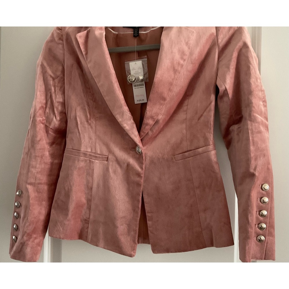 Brand new With tag White House Black market mauve Blazer velvet , Very cute
